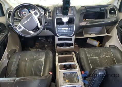 2016 Chrysler Town & Country Touring из США, поврежденный, VIN 2C4RC1BG0GR148082